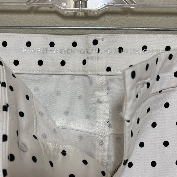 Chico’s Perfect Stretch Girlfriend Slim Leg Capri Pants - Picture 5 of 7